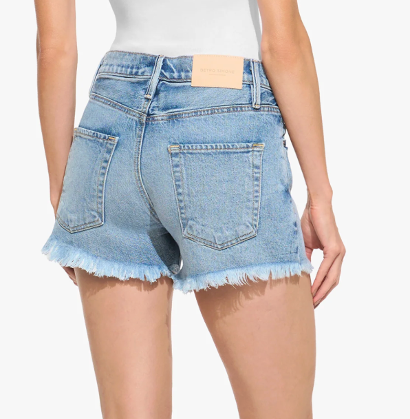 ANYA SHORT 5'